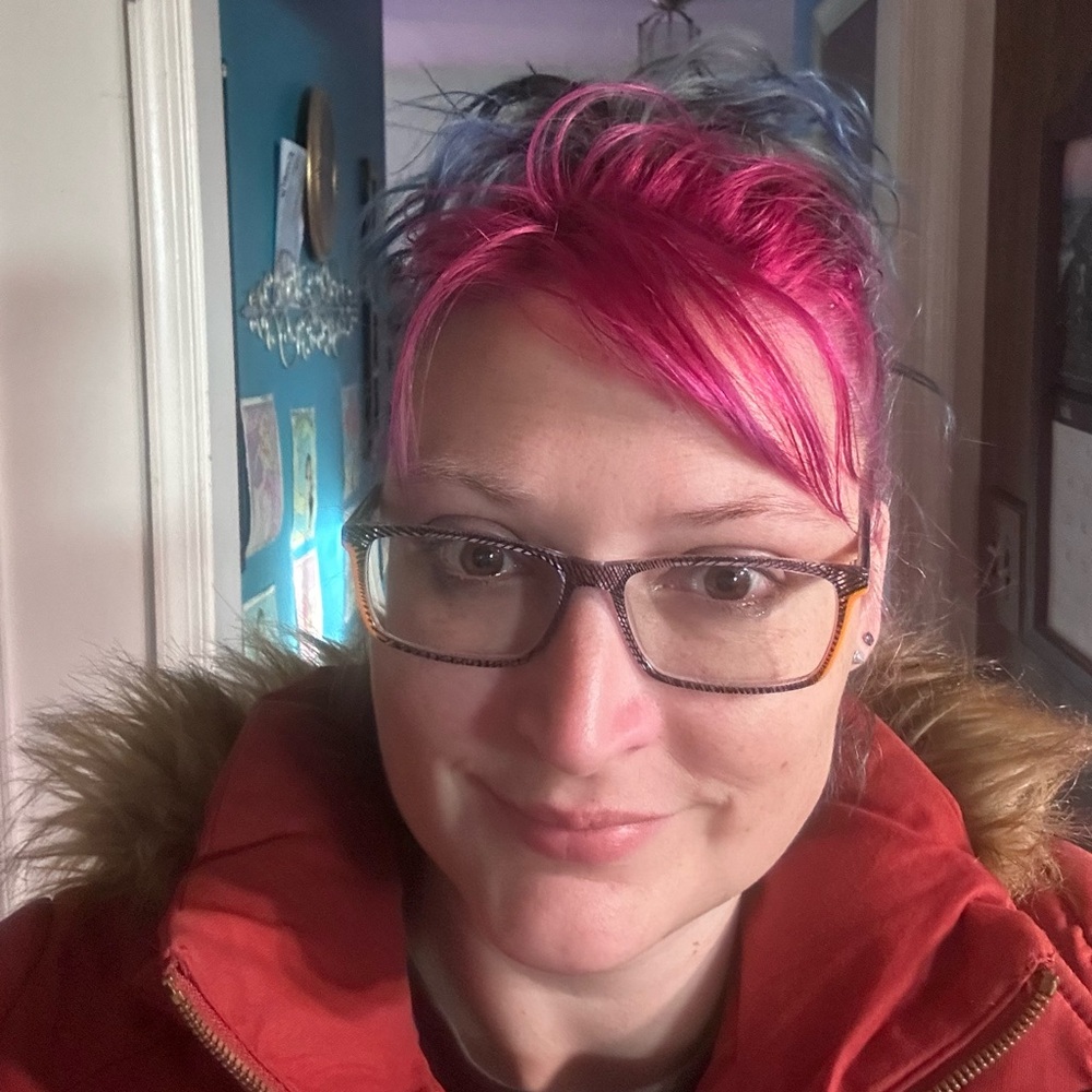 Meet your Posher, Kim